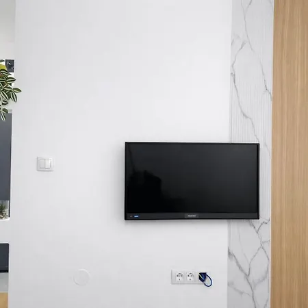 Nerahome Apartman *